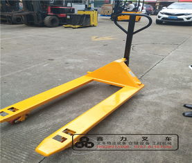 搬运车手拉车与船舶租赁 高效物流装卸的黄金组合